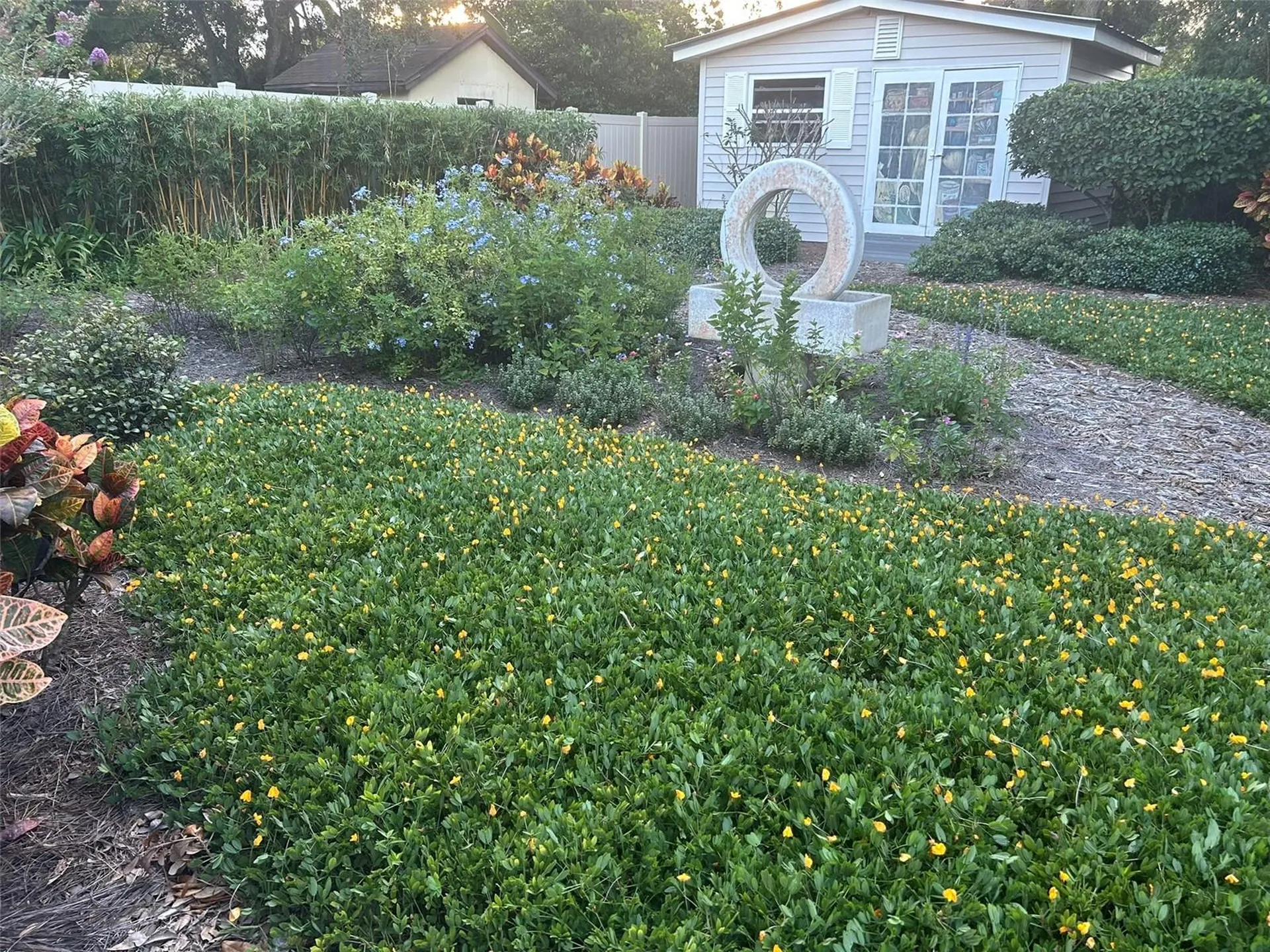 810 E 9th Avenue New Smyrna Beach FL 32169