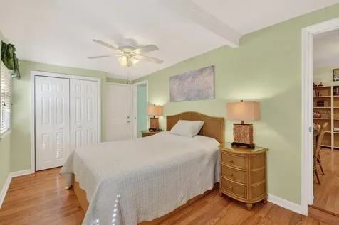810 E 9th Avenue New Smyrna Beach FL 32169