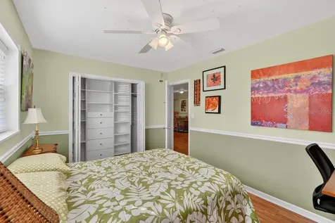 810 E 9th Avenue New Smyrna Beach FL 32169
