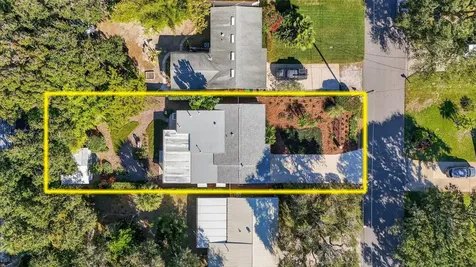 810 E 9th Avenue New Smyrna Beach FL 32169