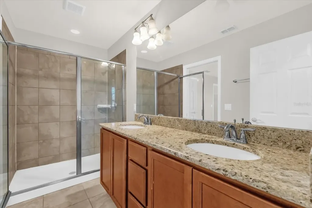 11932 Lorenza Lane Orlando FL 32827