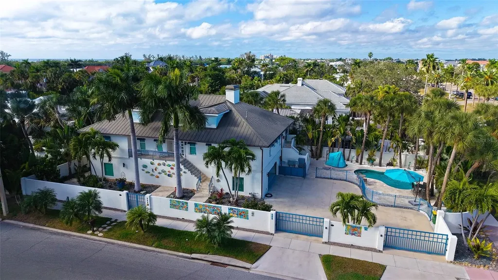 345 Madison Drive Sarasota FL 34236