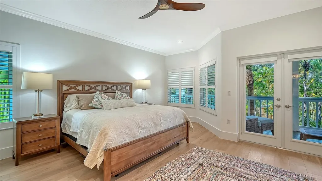 345 Madison Drive Sarasota FL 34236