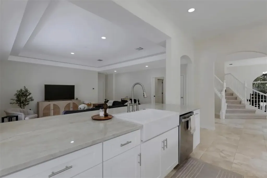 3005 Desoto Rd Desoto Road Sarasota FL 34234
