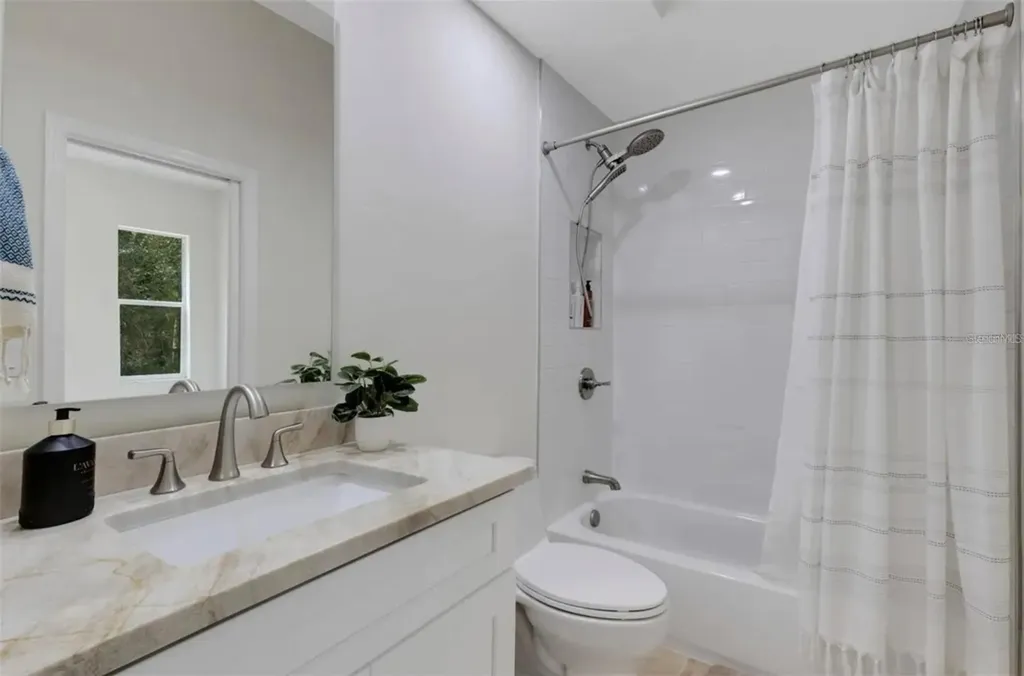 3005 Desoto Rd Desoto Road Sarasota FL 34234