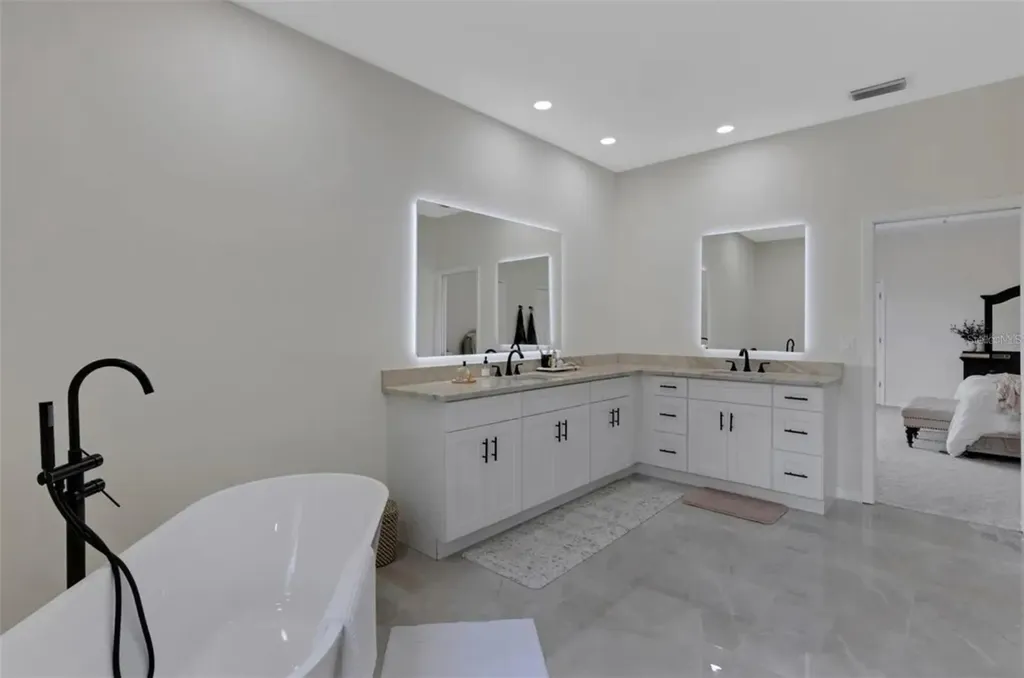 3005 Desoto Rd Desoto Road Sarasota FL 34234