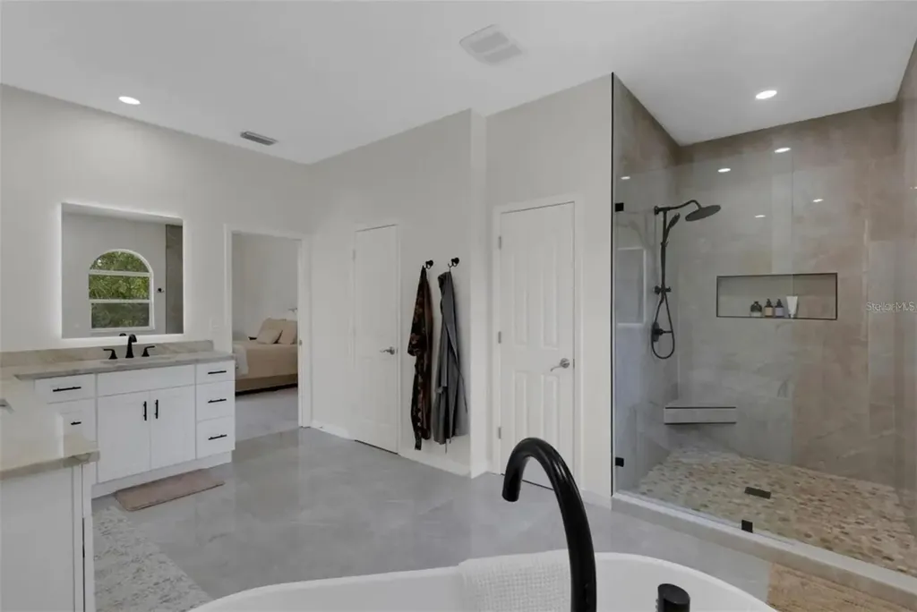 3005 Desoto Rd Desoto Road Sarasota FL 34234