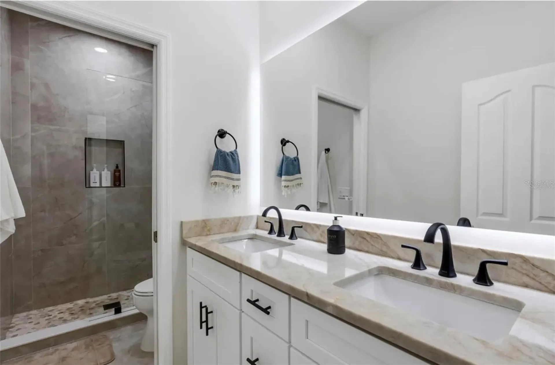 3005 Desoto Rd Desoto Road Sarasota FL 34234