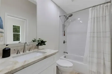 3005 Desoto Rd Desoto Road Sarasota FL 34234
