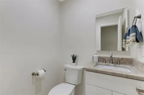 3005 Desoto Rd Desoto Road Sarasota FL 34234