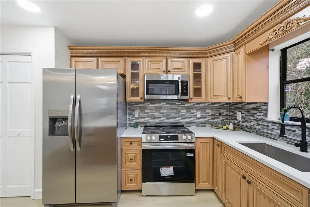 1821 NW 20th Avenue Crystal River FL 34428