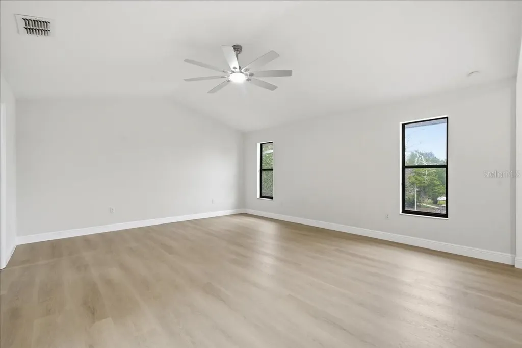 1821 NW 20th Avenue Crystal River FL 34428