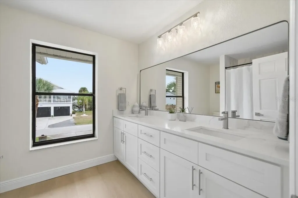 1821 NW 20th Avenue Crystal River FL 34428