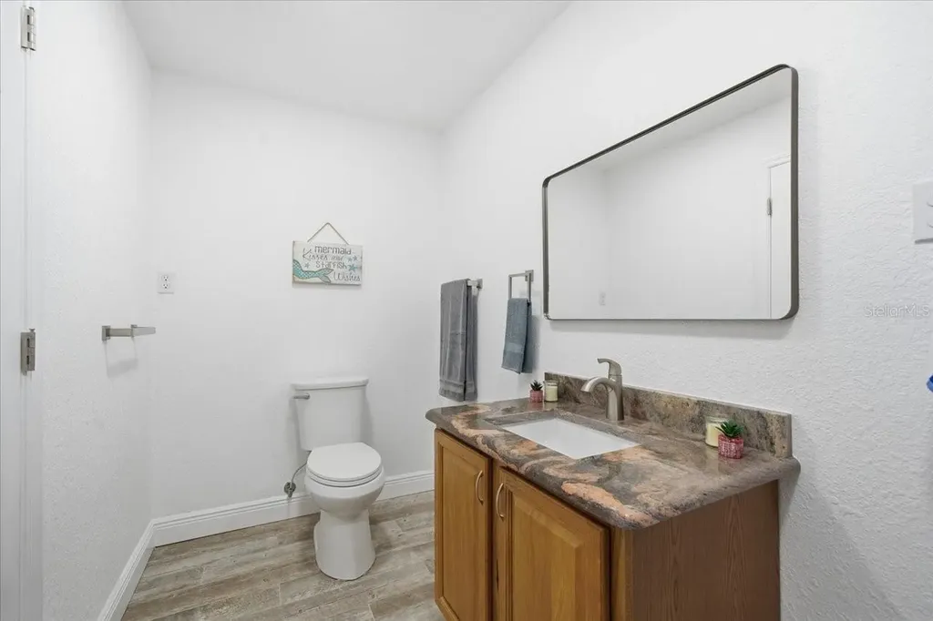 1821 NW 20th Avenue Crystal River FL 34428