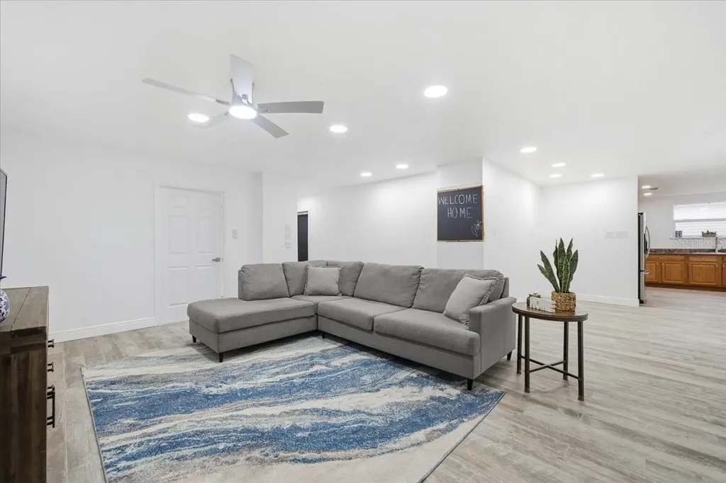 1821 NW 20th Avenue Crystal River FL 34428