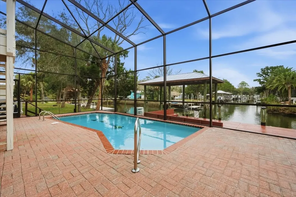 1821 NW 20th Avenue Crystal River FL 34428
