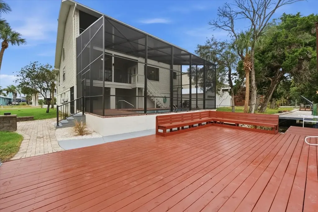 1821 NW 20th Avenue Crystal River FL 34428
