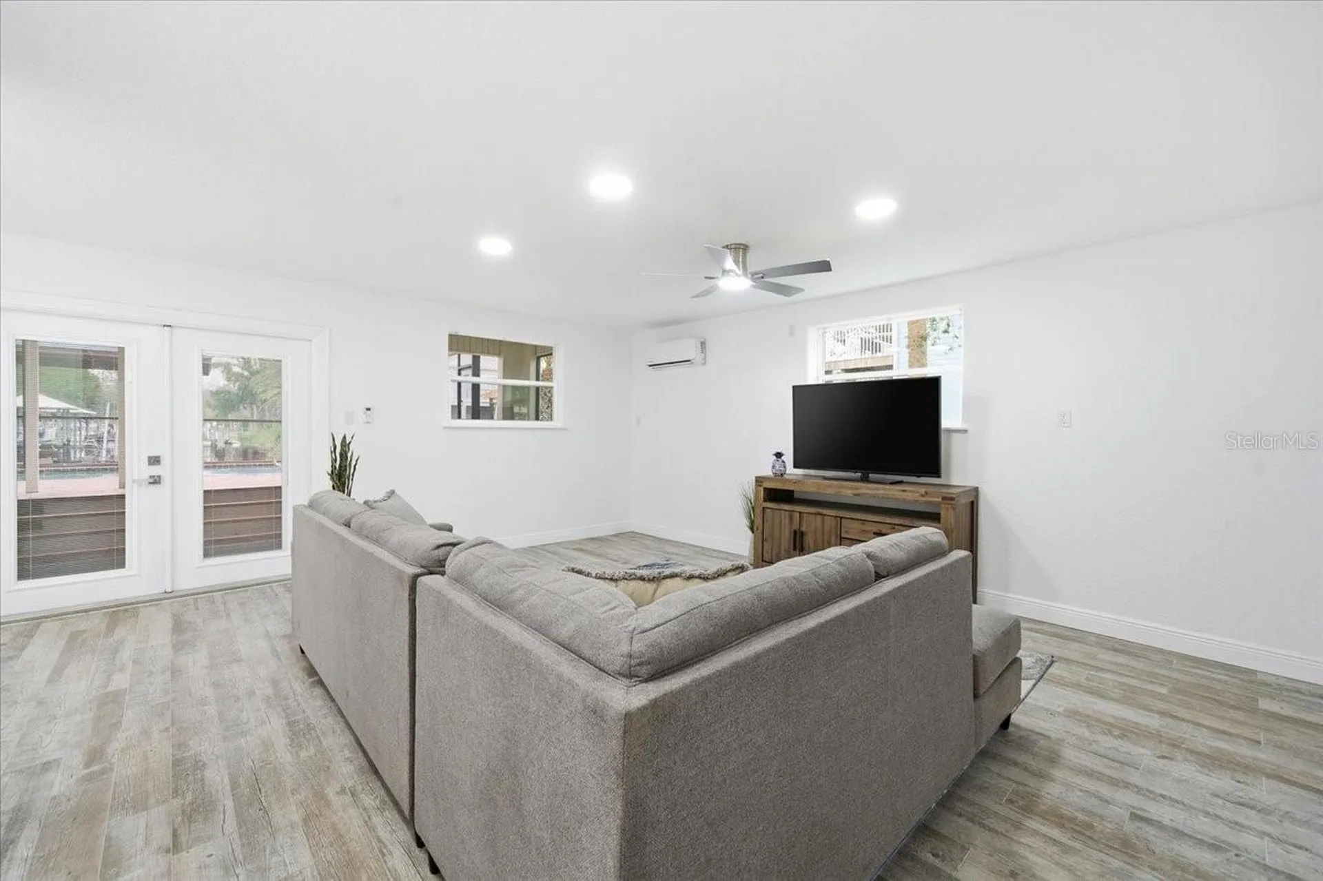 1821 NW 20th Avenue Crystal River FL 34428