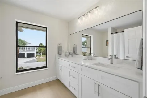 1821 NW 20th Avenue Crystal River FL 34428