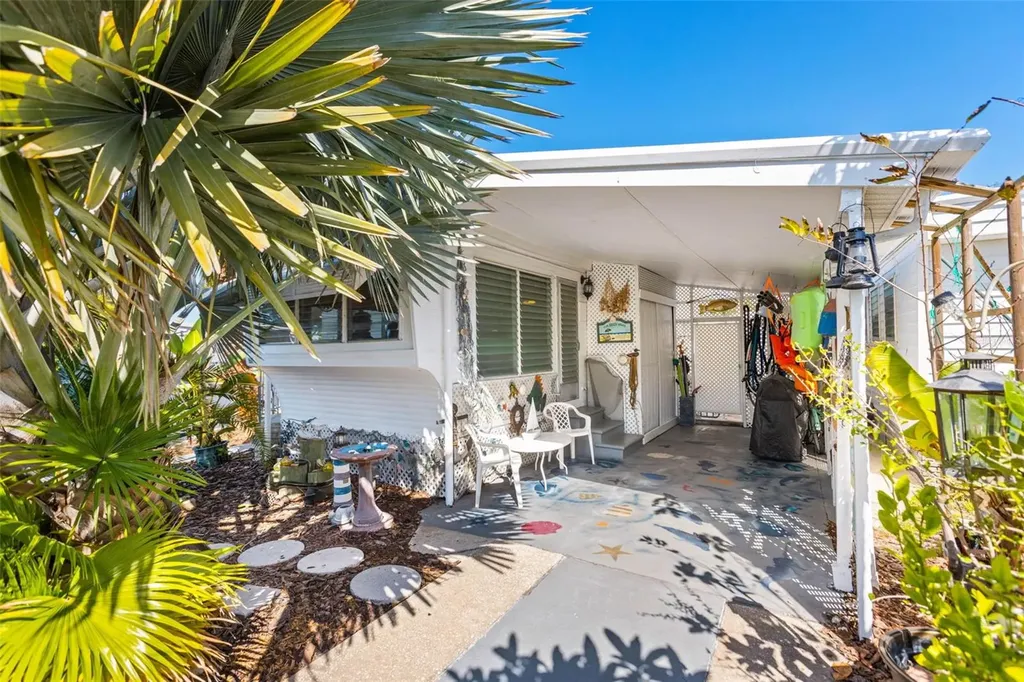 4851 W Gandy Boulevard Tampa FL 33611
