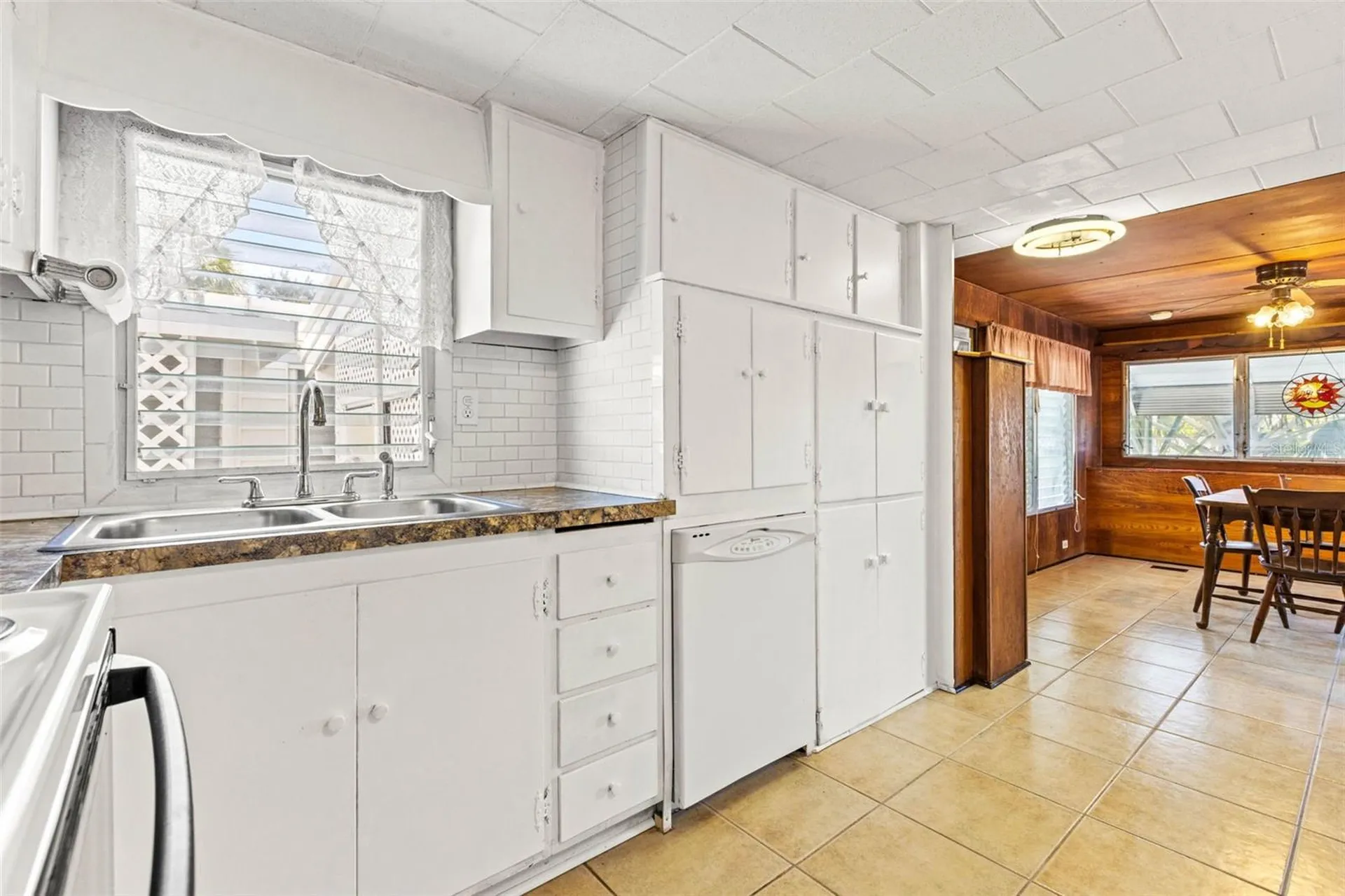 4851 W Gandy Boulevard Tampa FL 33611