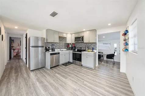 4521 W North Street Tampa FL 33614