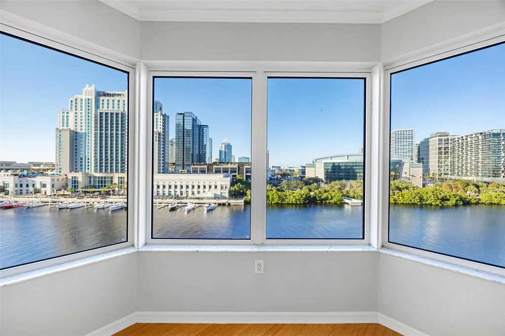 371 Channelside Walk Way Tampa FL 33602