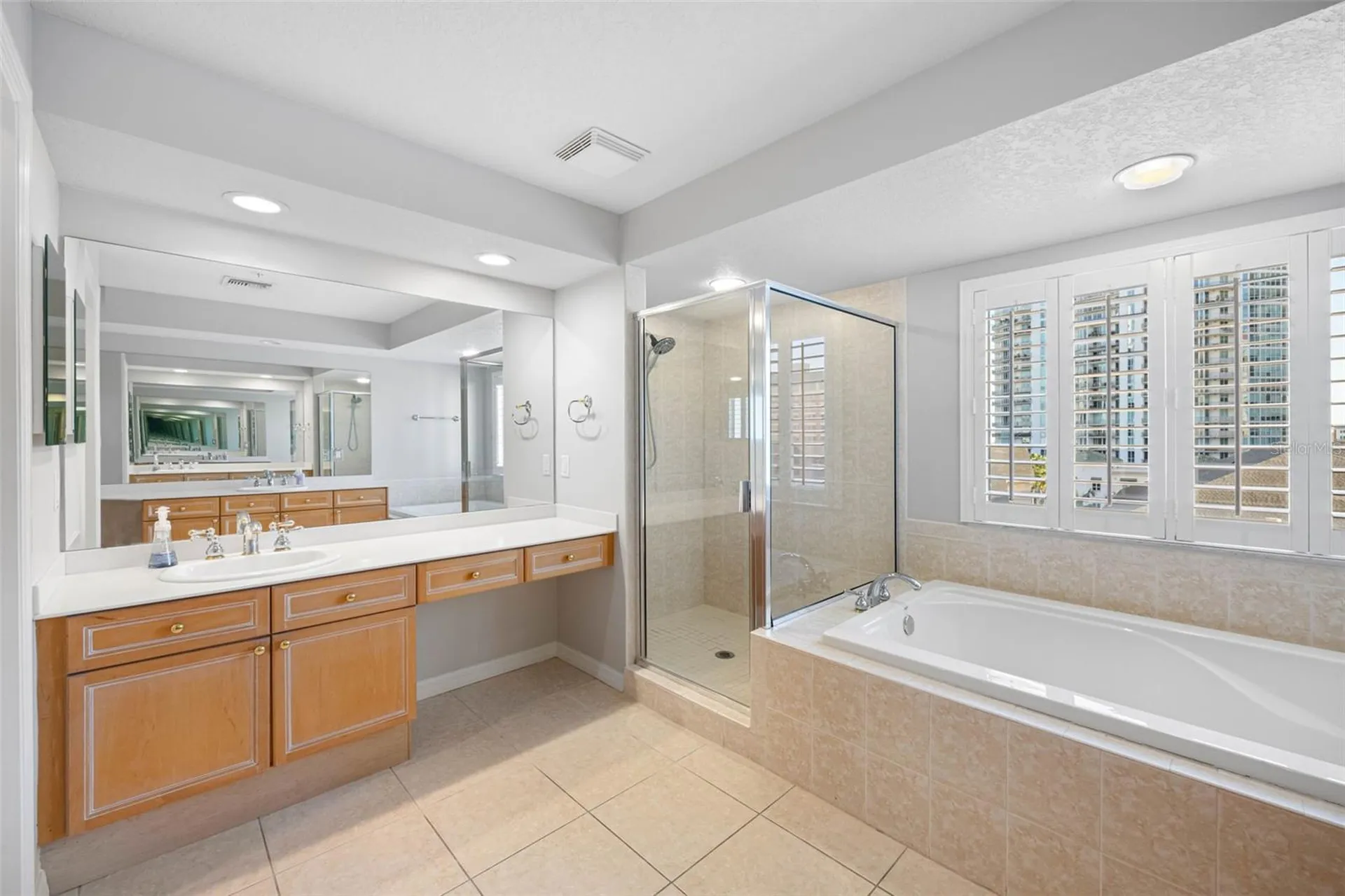 371 Channelside Walk Way Tampa FL 33602