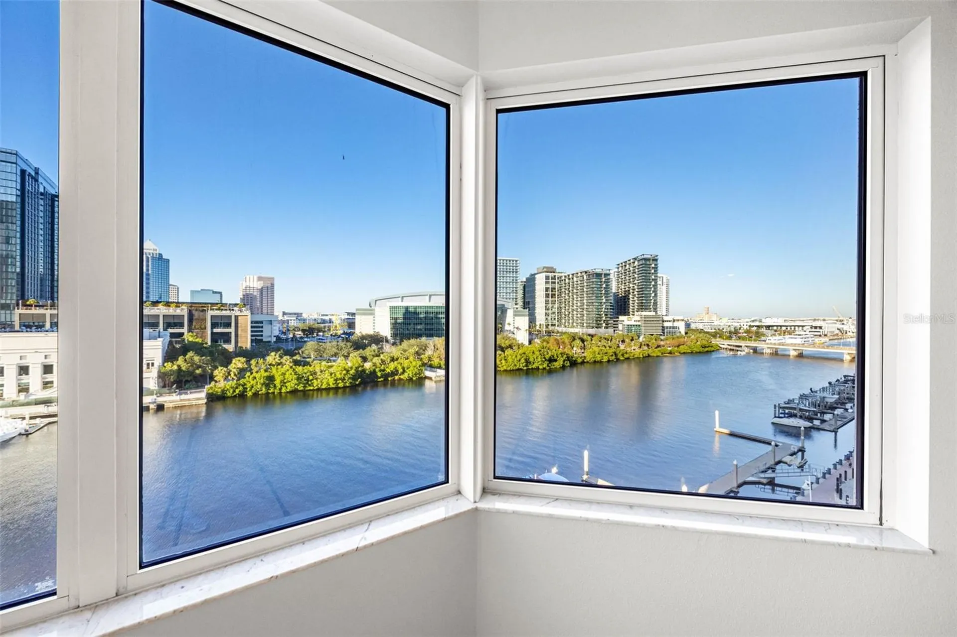 371 Channelside Walk Way Tampa FL 33602