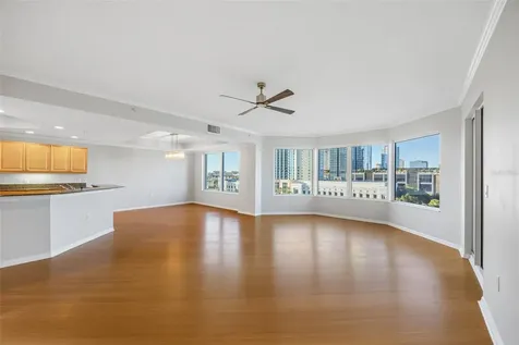 371 Channelside Walk Way Tampa FL 33602