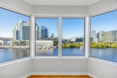 371 Channelside Walk Way Tampa FL 33602