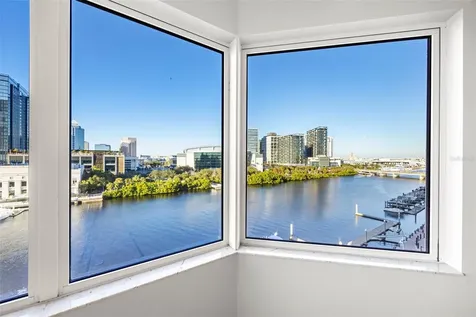 371 Channelside Walk Way Tampa FL 33602