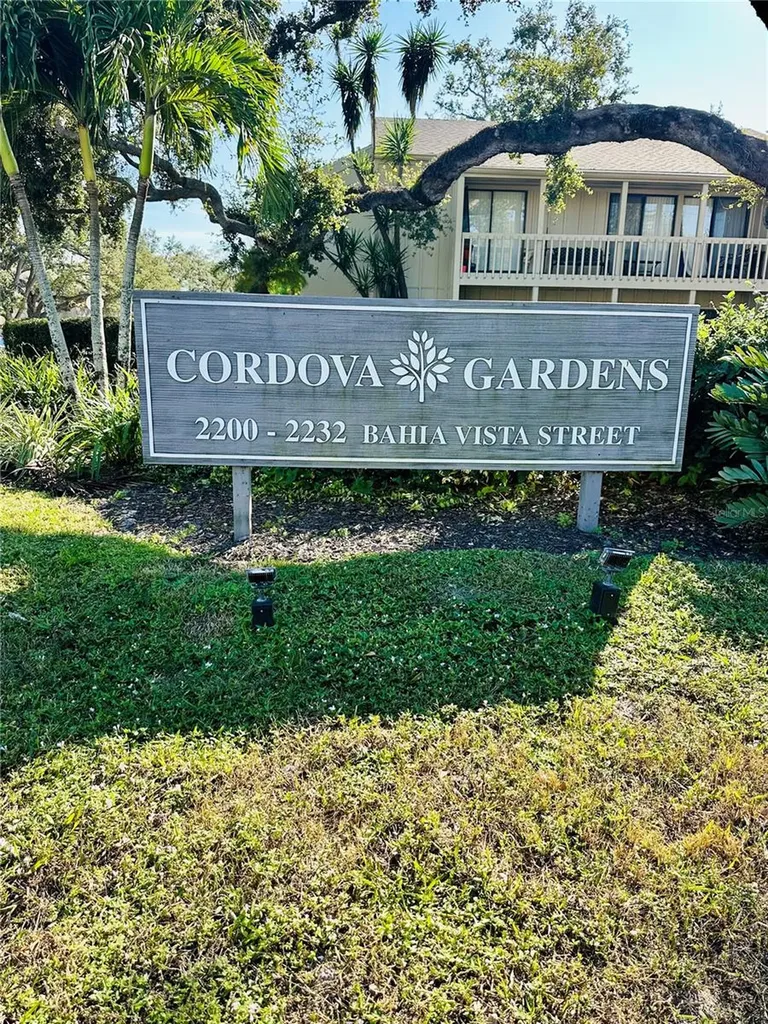 2208 Bahia Vista Street Sarasota FL 34239