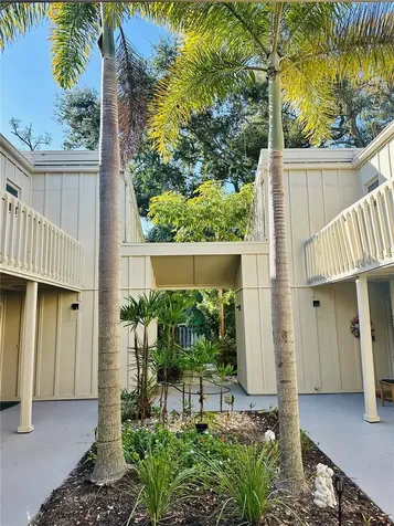 2208 Bahia Vista Street Sarasota FL 34239