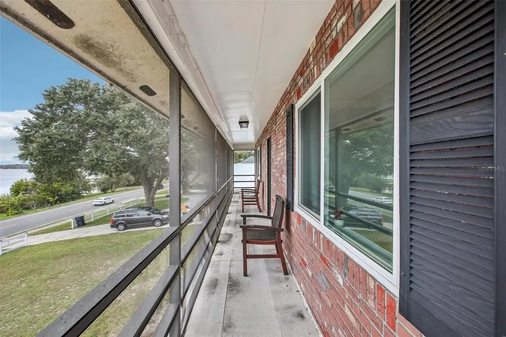 1218 Lake Ariana Boulevard Auburndale FL 33823