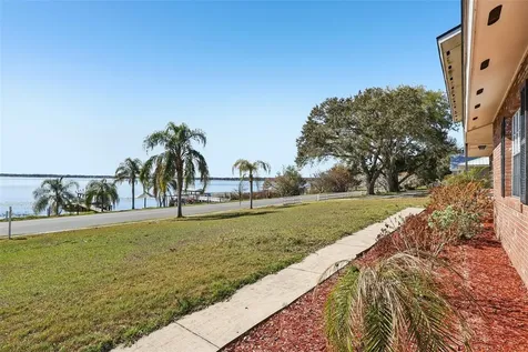 1218 Lake Ariana Boulevard Auburndale FL 33823