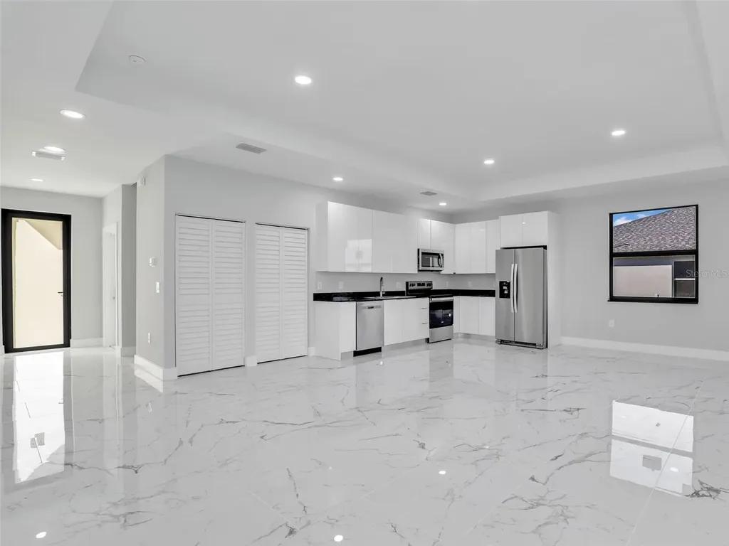 1423 NW 20th Terrace Cape Coral FL 33993