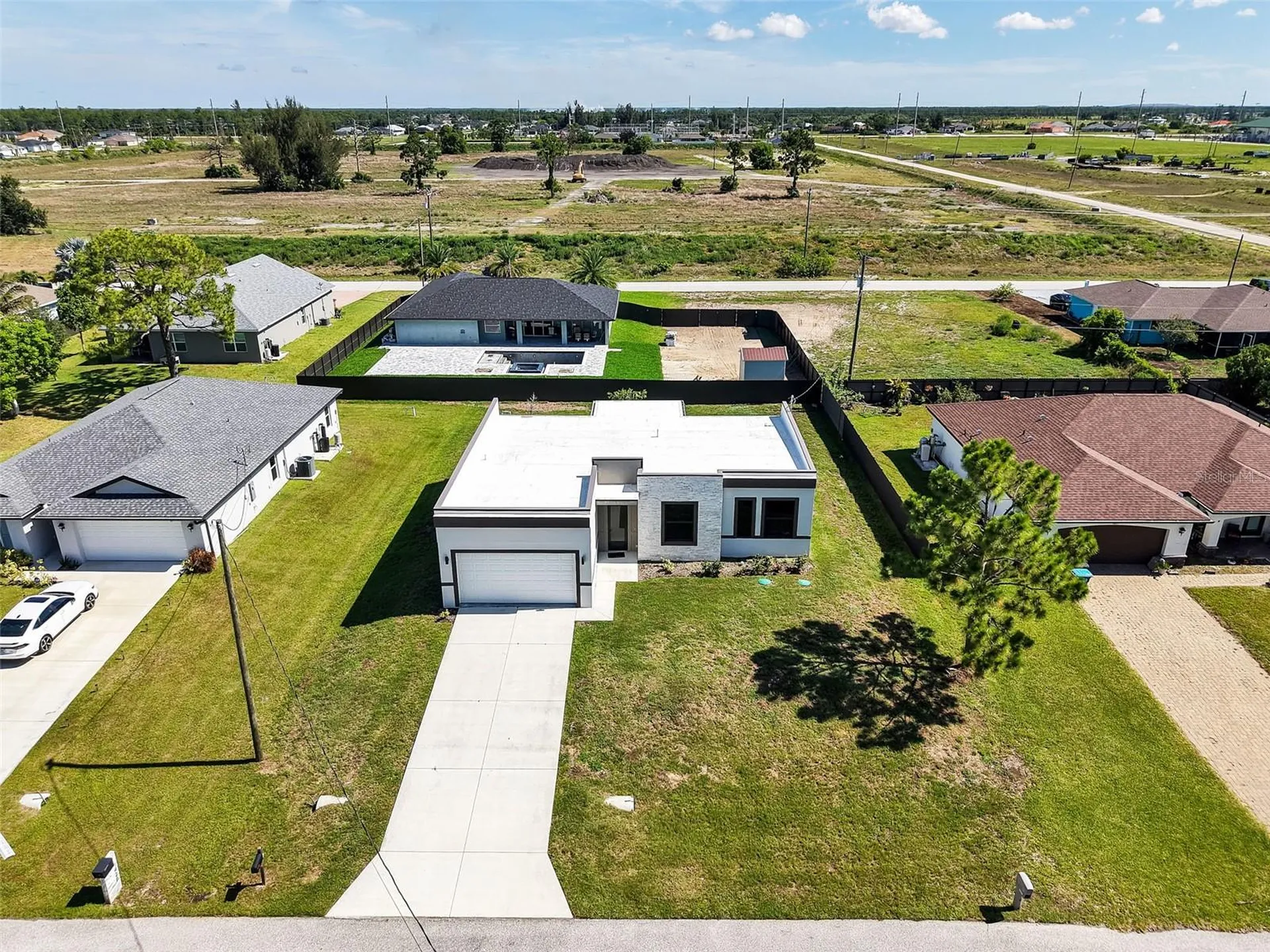 1423 NW 20th Terrace Cape Coral FL 33993