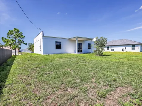 1423 NW 20th Terrace Cape Coral FL 33993