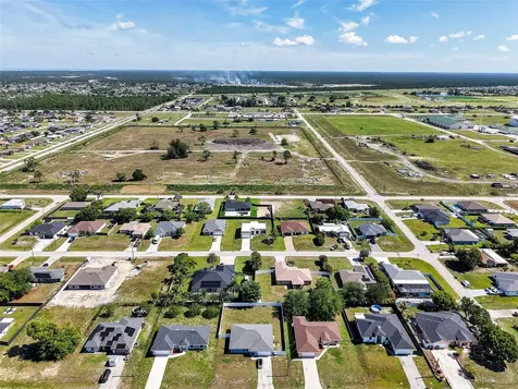 1423 NW 20th Terrace Cape Coral FL 33993