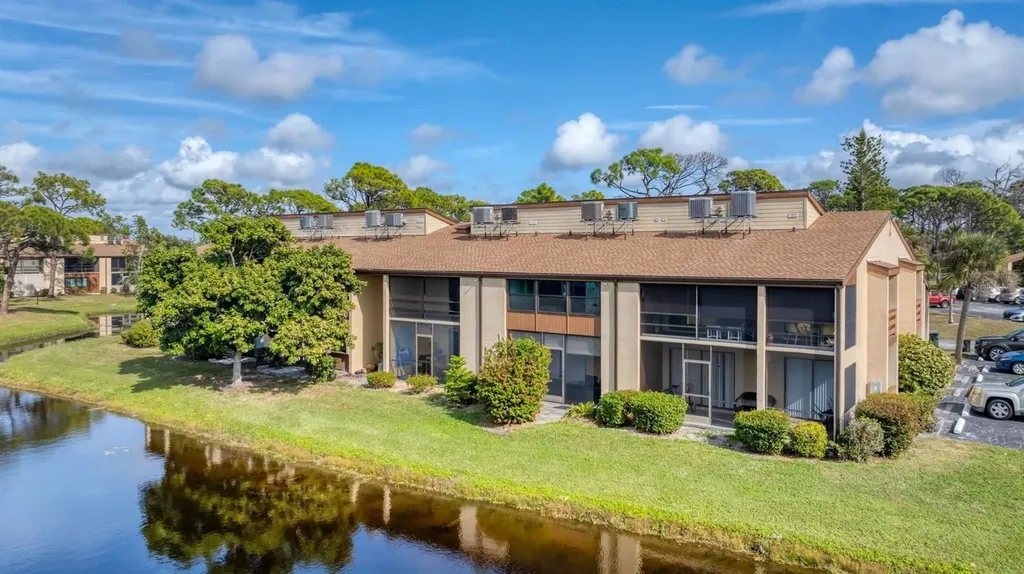 11 Quails Run Boulevard Englewood FL 34223