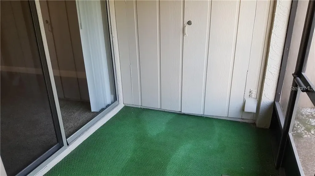 2103 Cordova Green Seminole FL 33777