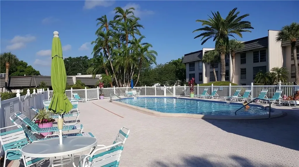2103 Cordova Green Seminole FL 33777