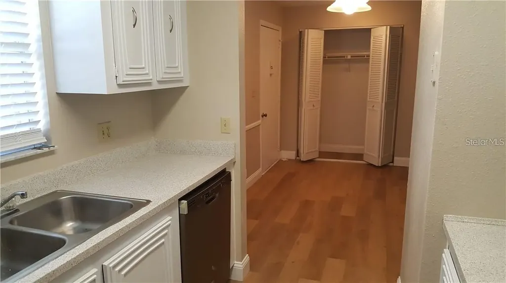 2103 Cordova Green Seminole FL 33777