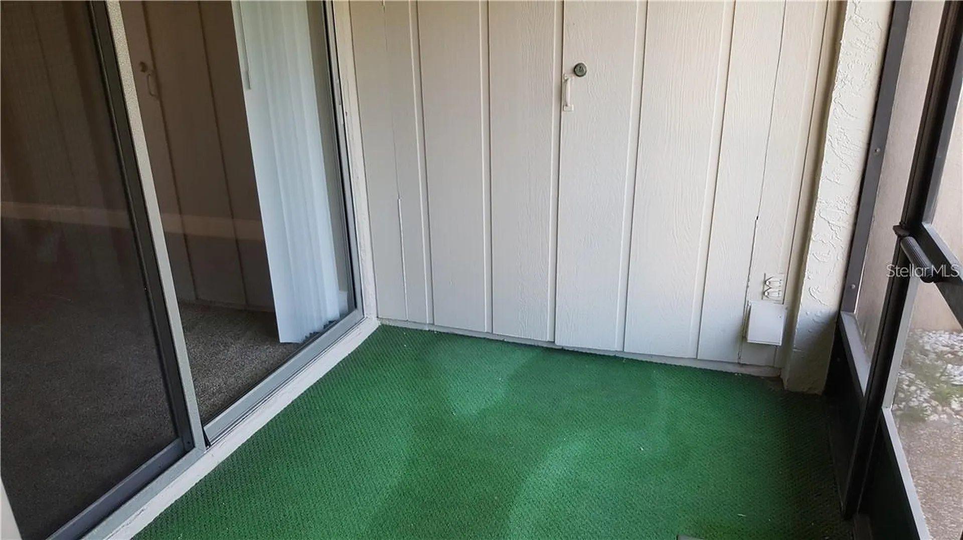 2103 Cordova Green Seminole FL 33777