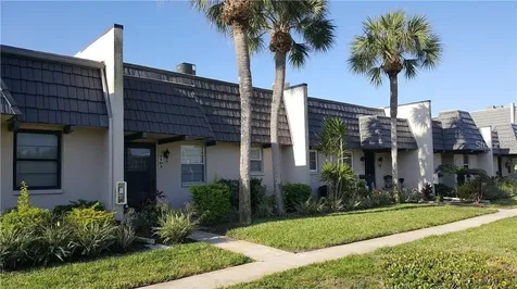 2103 Cordova Green Seminole FL 33777