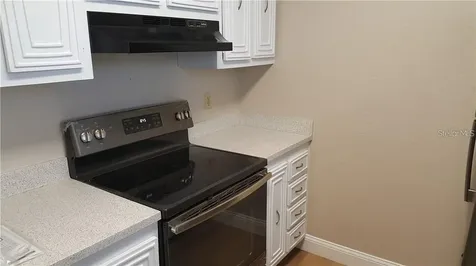2103 Cordova Green Seminole FL 33777