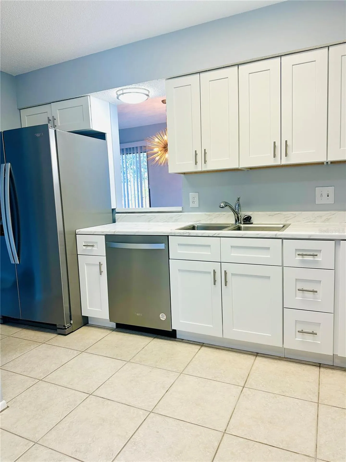 2200 Bahia Vista Street Sarasota FL 34239