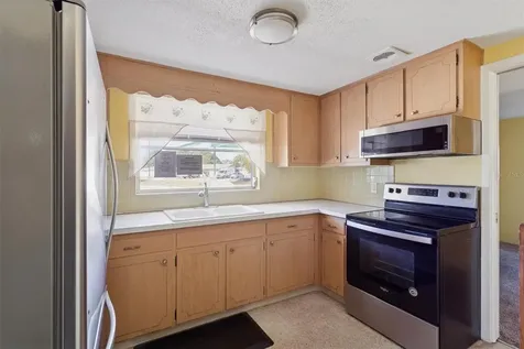 7608 Redcoat Avenue Port Richey FL 34668