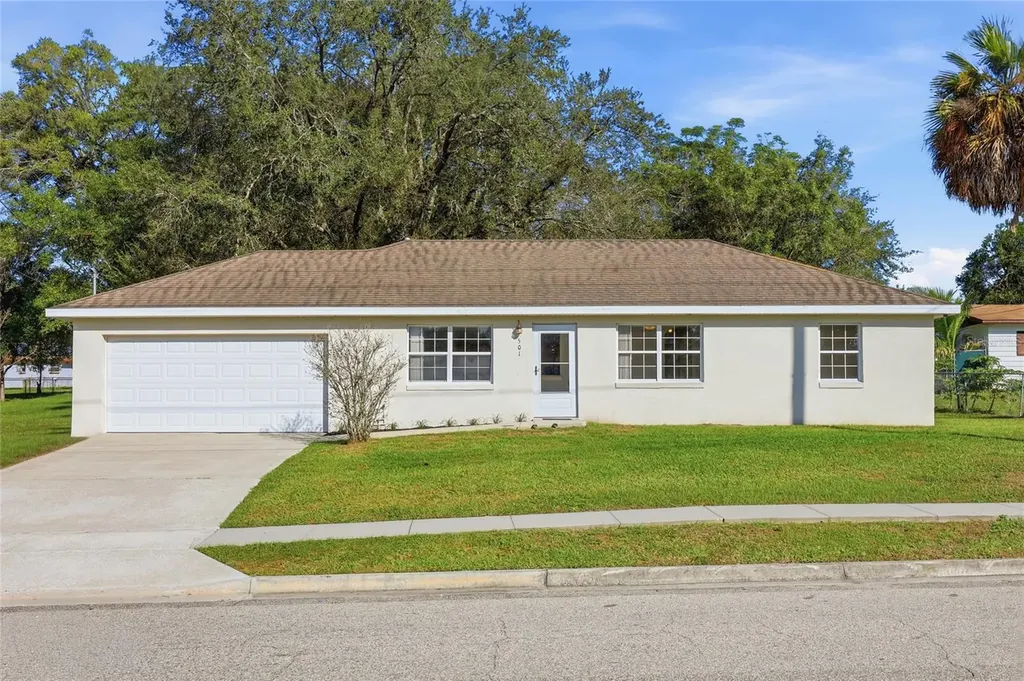 501 W Ella J Gilmore Street Apopka FL 32703